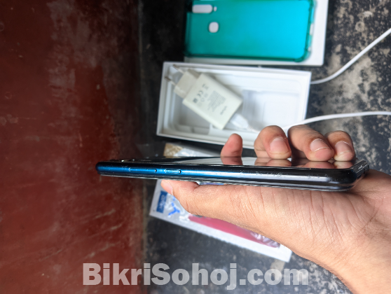 Vivo y11